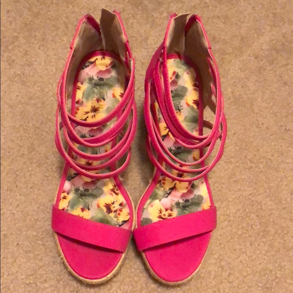 Wedges - Picture 2 of 4